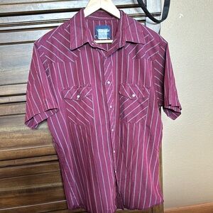 Wrangler Men's Pearlsnap Burgundy Striped Shirt